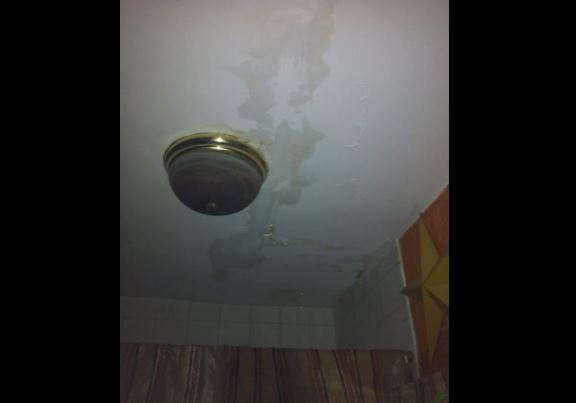 Ceiling Collapse Bathroom Leak Mold, Why Is Water Leaking From My Light Fixture